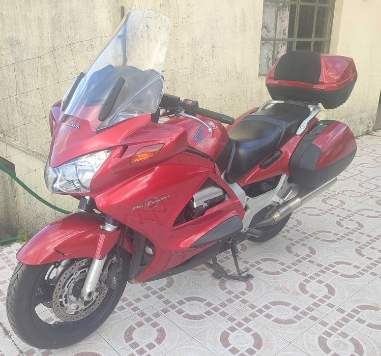 Moto Honda Pan-European