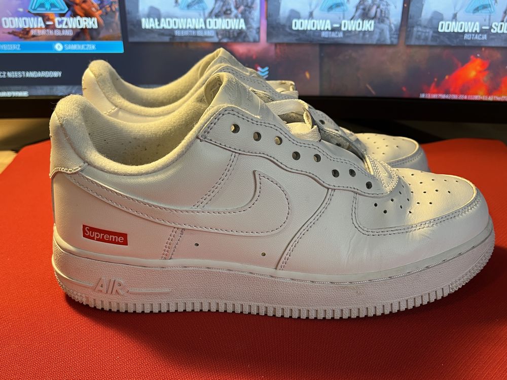 Nike Air Force 1 x SUPREME