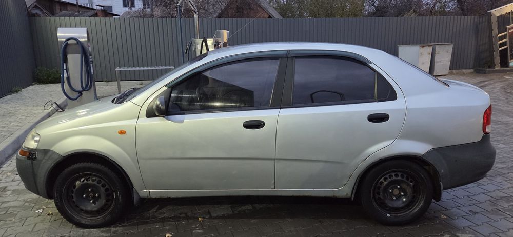 Chevrolet Aveo t200 2004