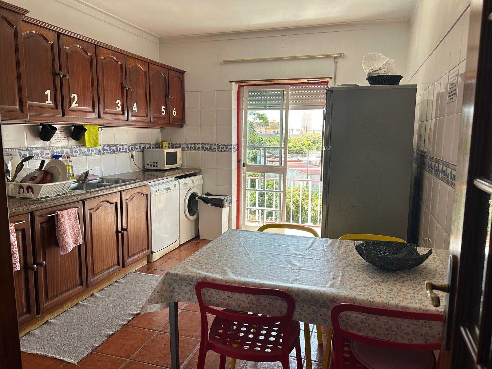 Quarto para estudante