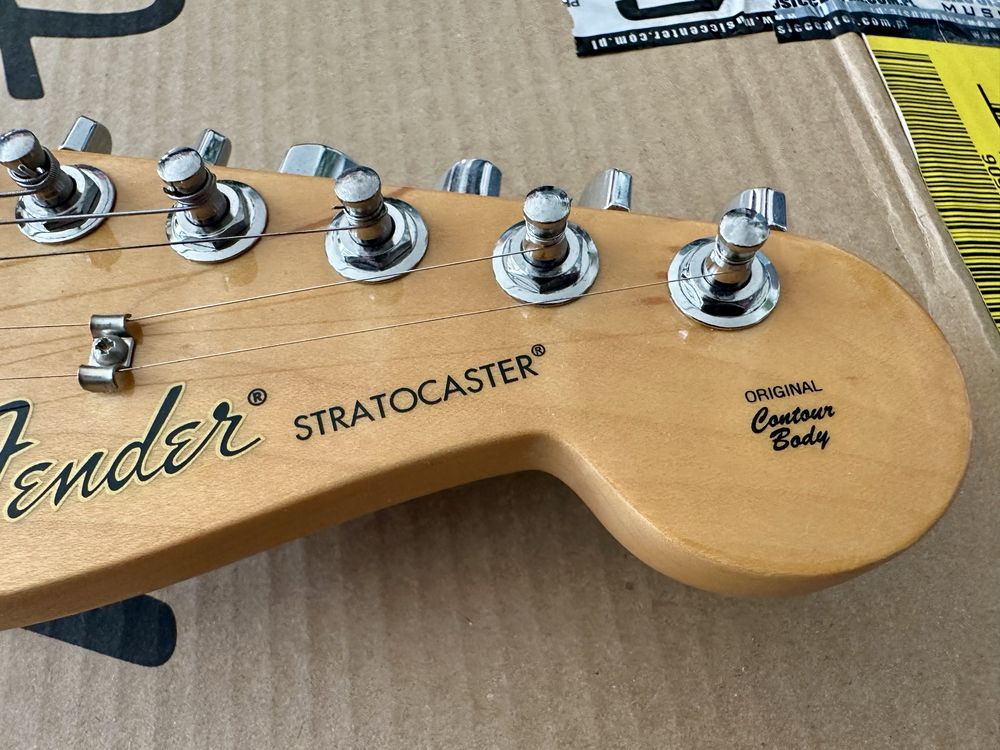 Gitara elektryczna Fender FSR Strat Black Paisley HSS RW super stan