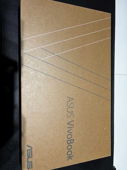 ASUS Vivobook 15 X512D Ryzen 5 / 8 GB RAM / 512 GB HDD