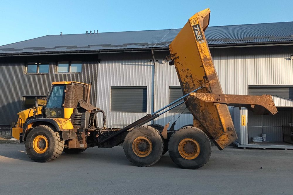 Wozidło JCB 722. Silnik Cummins. Mosty ZF. Klapa.Ładne opony.Transport