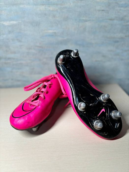 Продам бутси 38 розмір