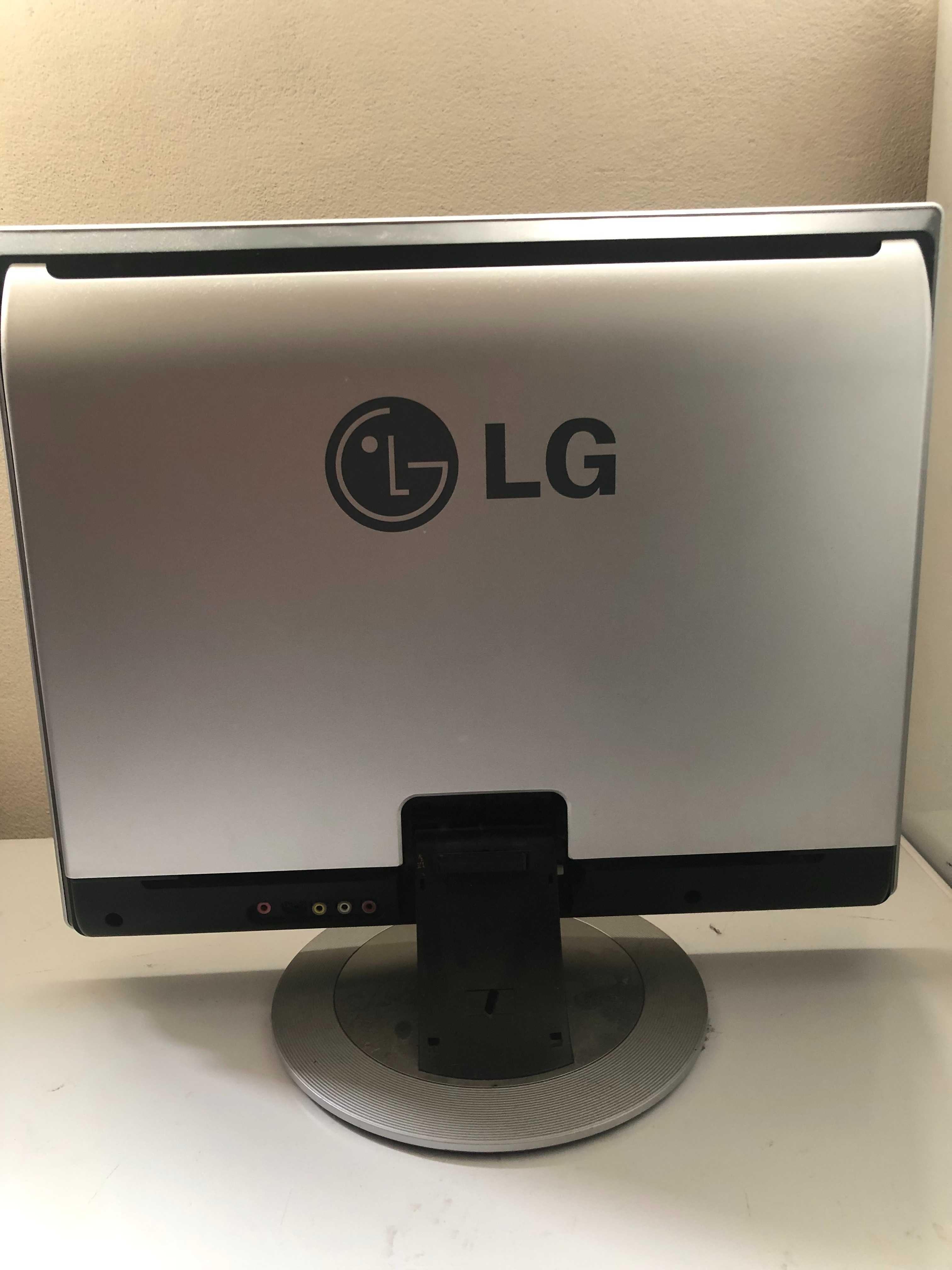 monitor LG em bom estado