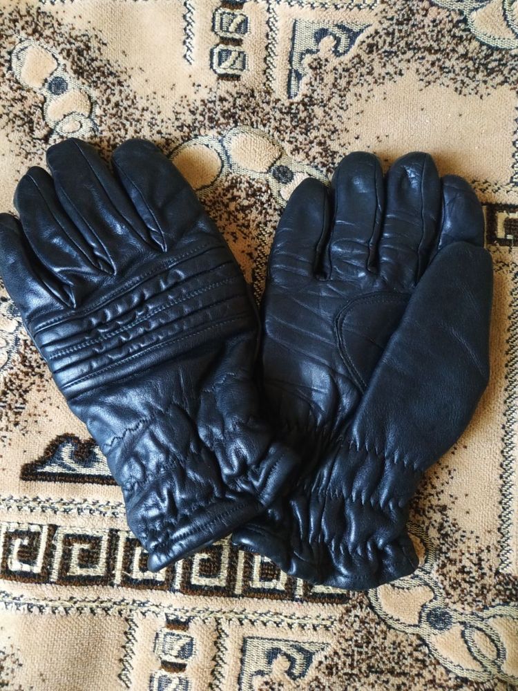 Нові рукавиці
