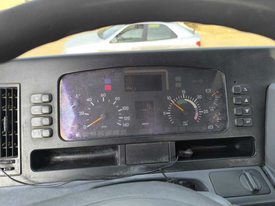 Mercedes ACTROS MP1 19T Pronto socorro s. automatica c. grua de 2001