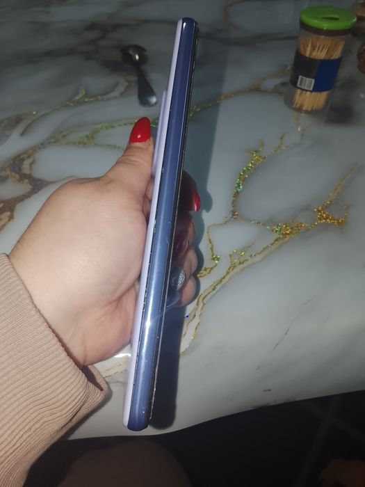 Продам телефон Samsung Galaxy A52