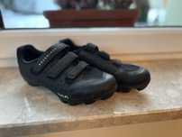 Buty rowerowe MTB Rockrider Race 700 roz. 38