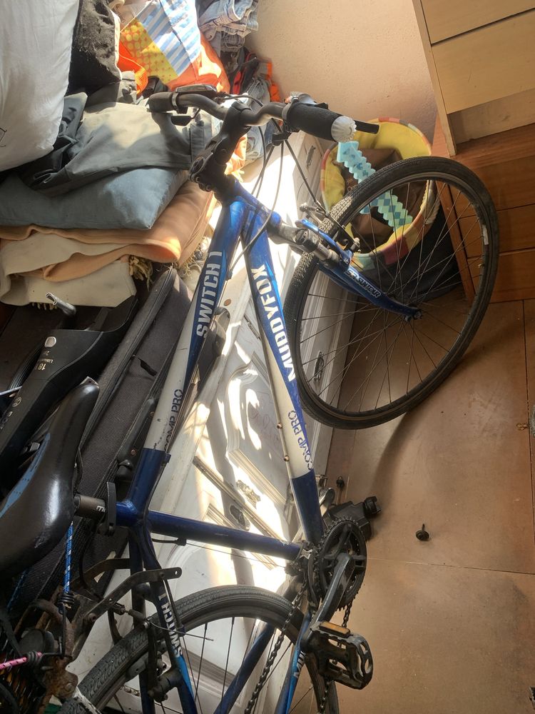 Bicicleta boa so comprar e andar