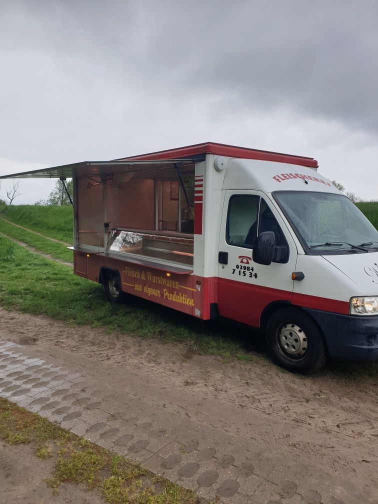 Peugeot  BOXER Autosklep węd Gastronomiiczny  Food Truck