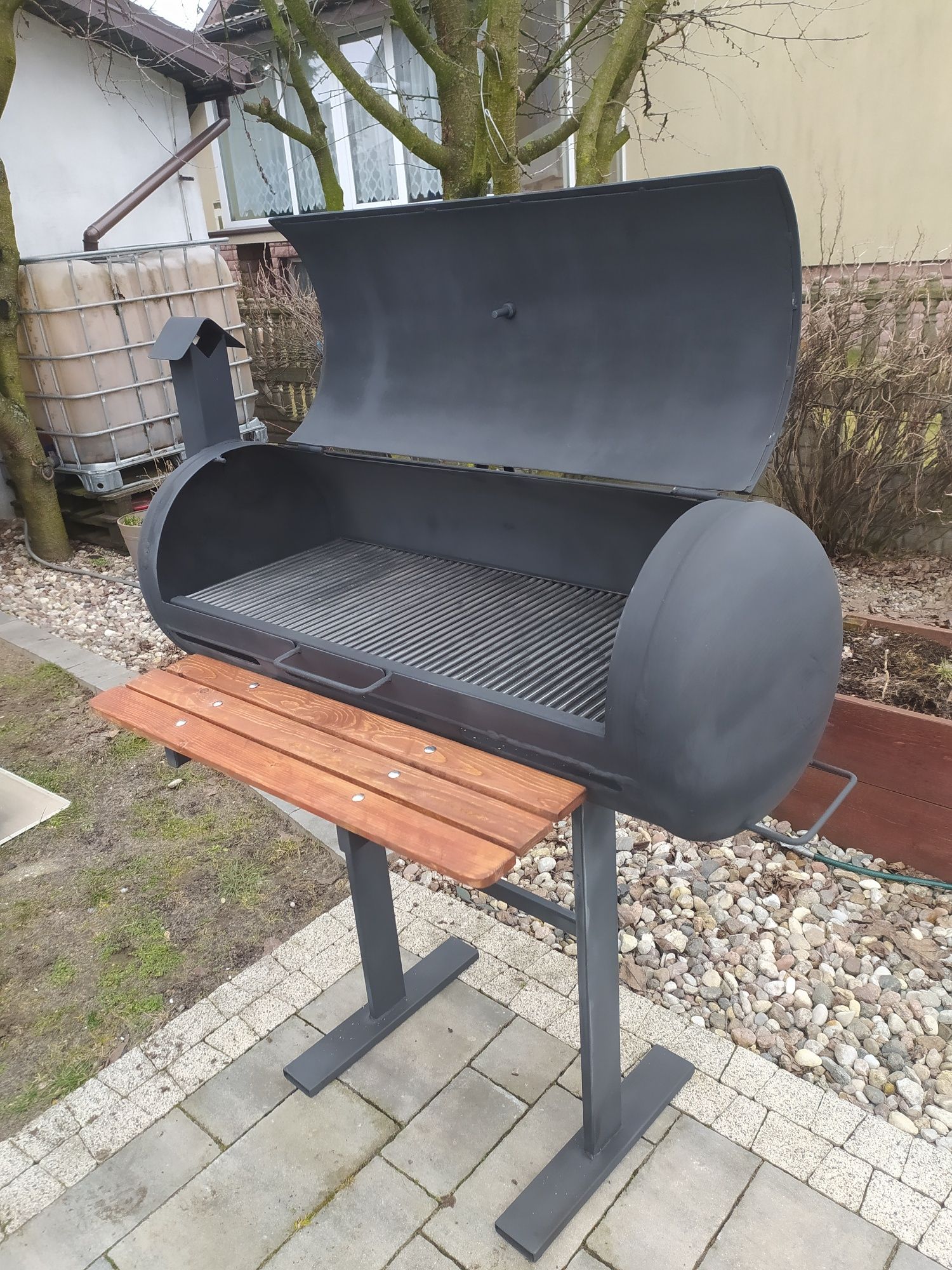 Grill gril z grubej blachy