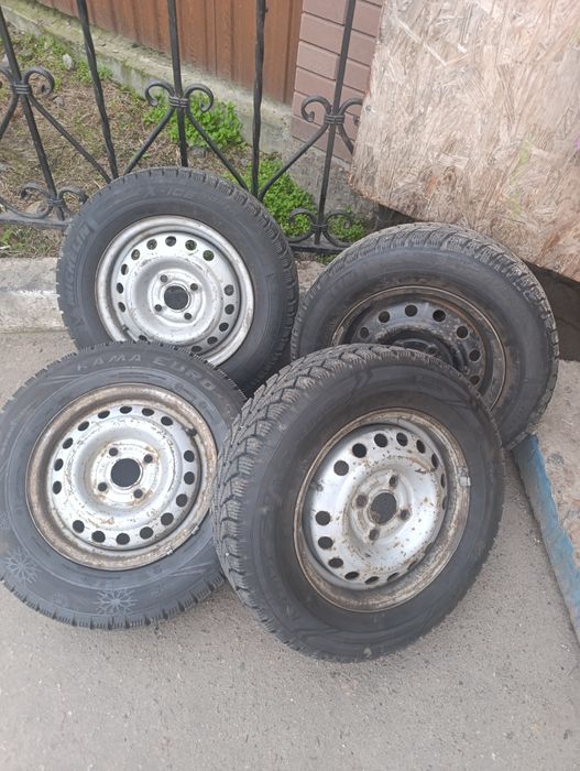 175/70/R13 зимові шини