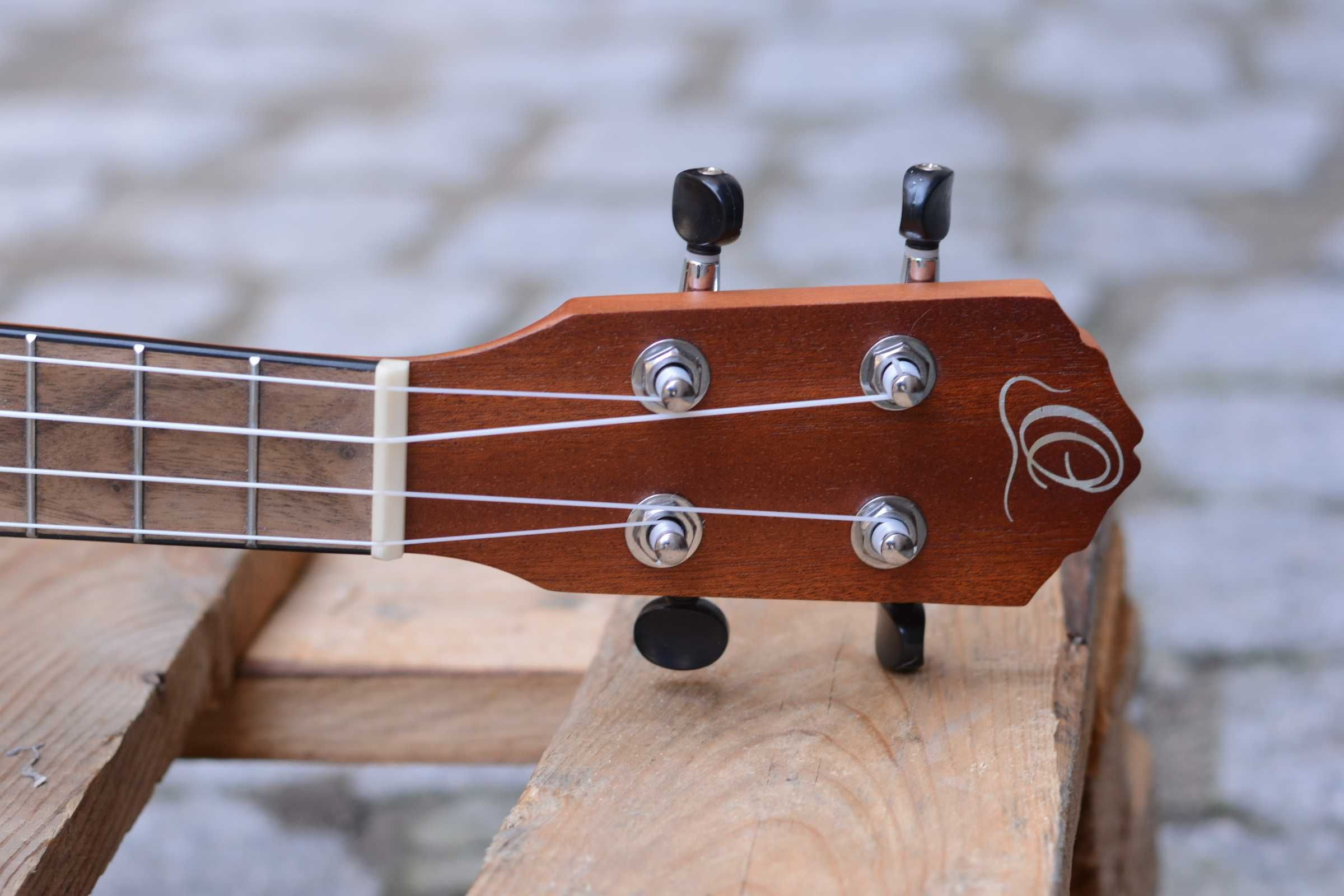 Ortega RU5 ukulele koncertowe