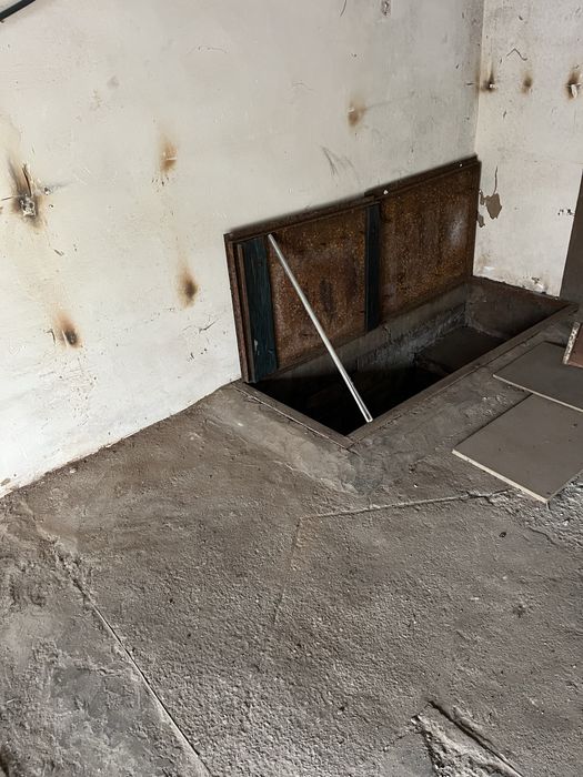 Продам гараж в районе хлебзавода. Смотровая яма, погреб.