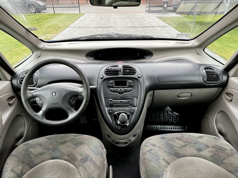 Citroen Xsara Picasso 1.8 LPG 2002r. Klimatyzacja, opłaty