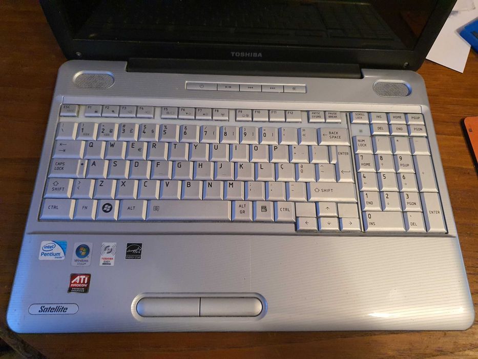Peças para portátil Toshiba Satellite L500-13W - Porto