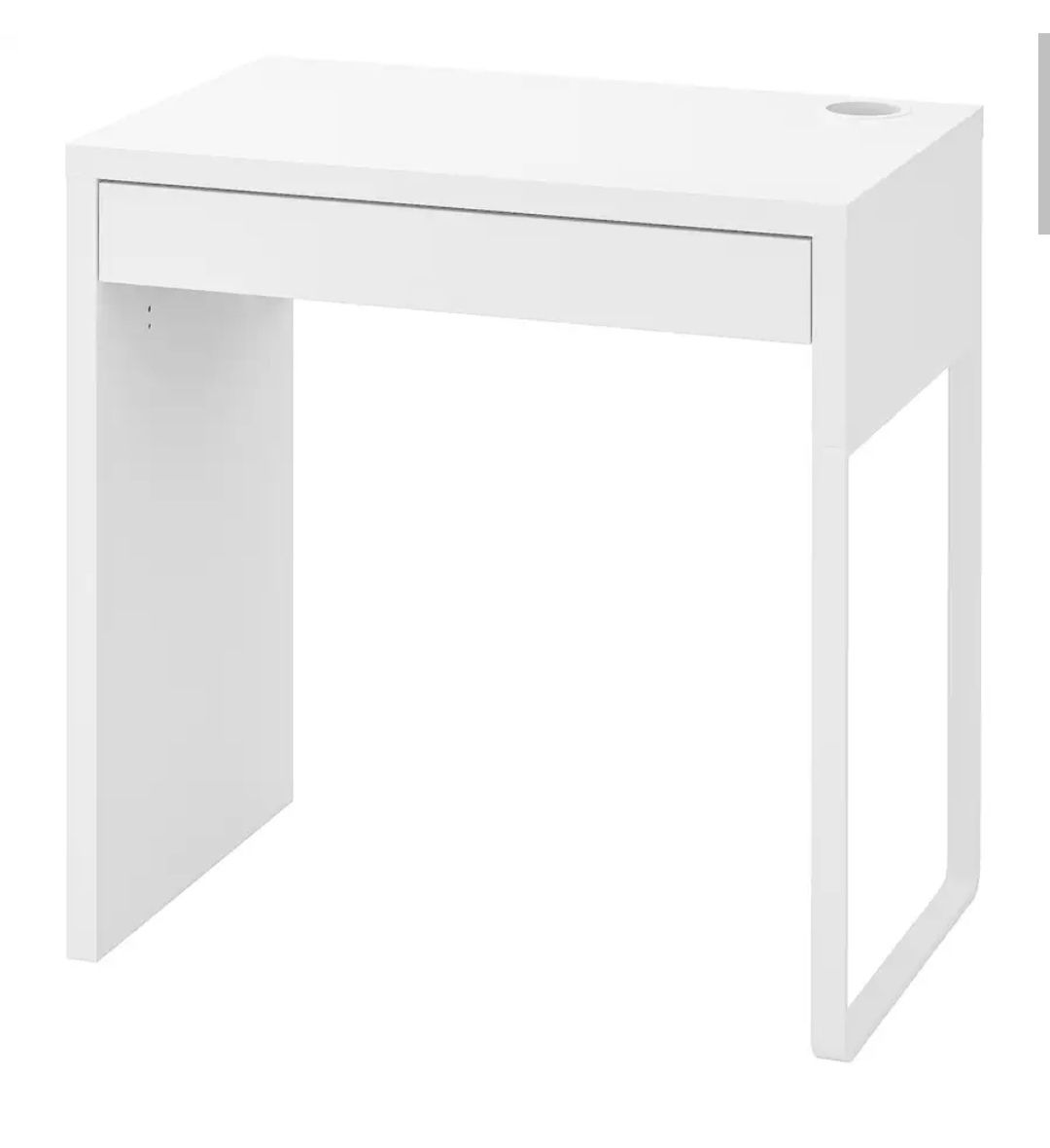 Białe biurko MICKE IKEA