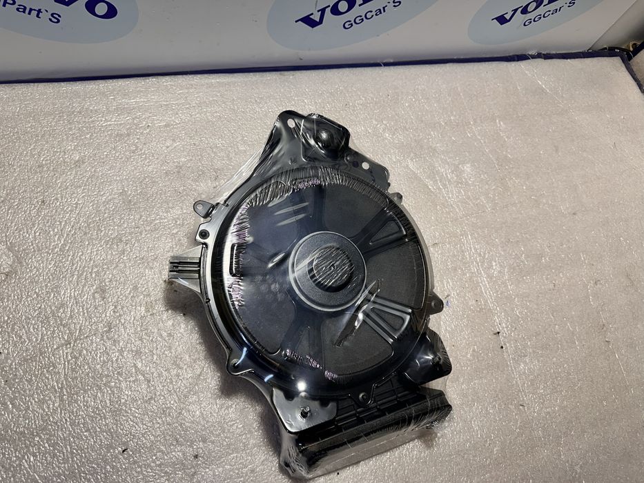 Volvo Polestar subwoofer