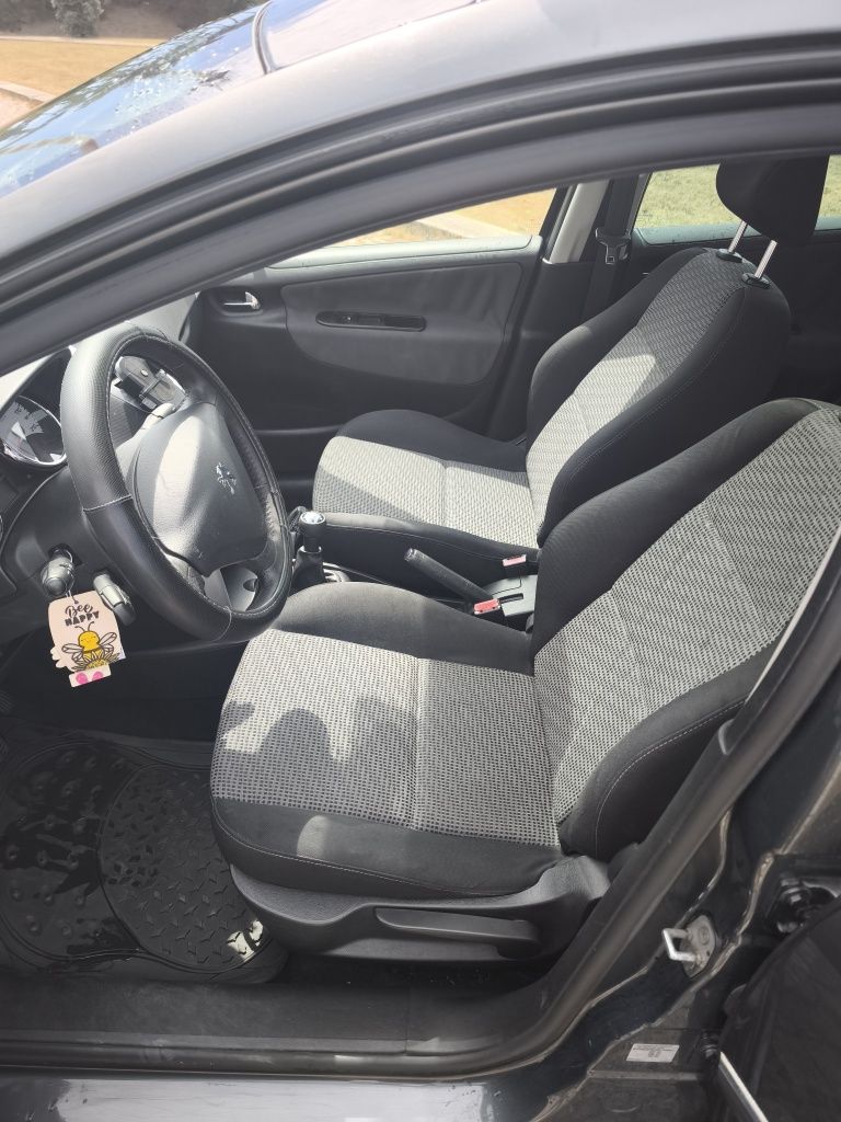 Peugeot 207 1.4 SW Gasolina