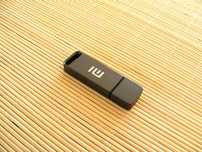 Pendrive USB Mi 2000GB (nowy, kolor szary)