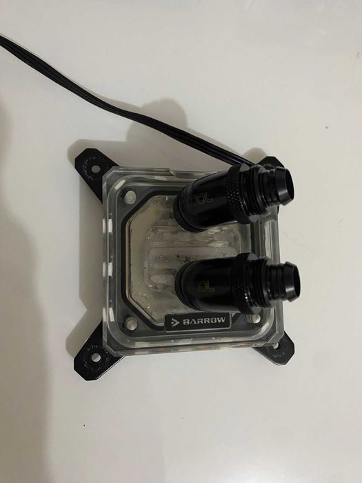 Sistema Watercooler Barrow - Bomba de água / 2 radiadores / 2 vent.