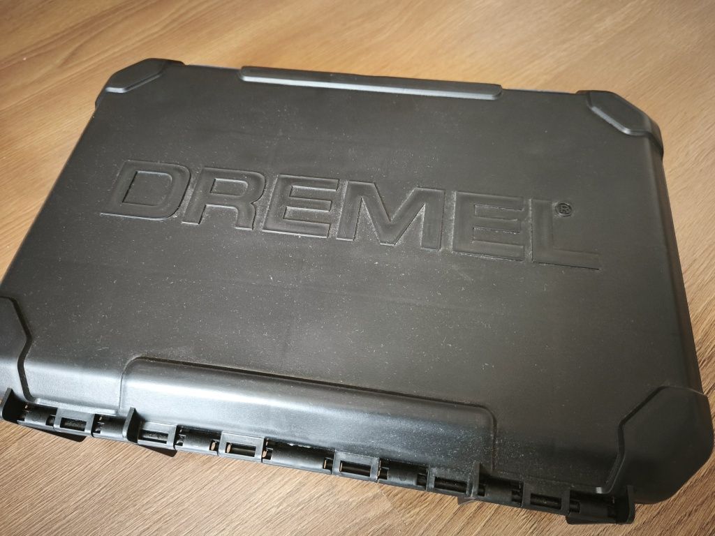 Бормашина Dremel 3000