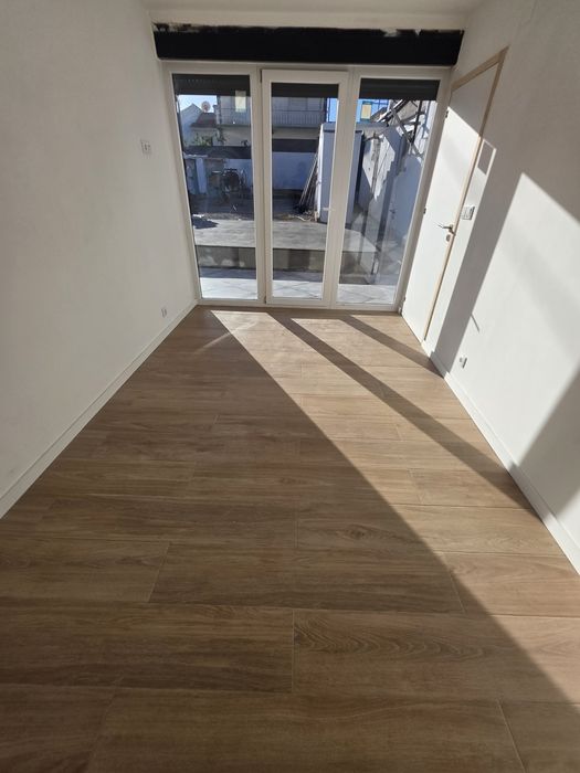 anexo / apartamento T2 despesas incluídas