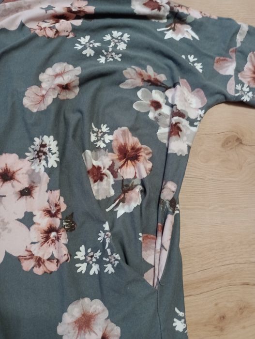 Bluzka w kwiaty M Emeliax nietoperz oversize  L XL