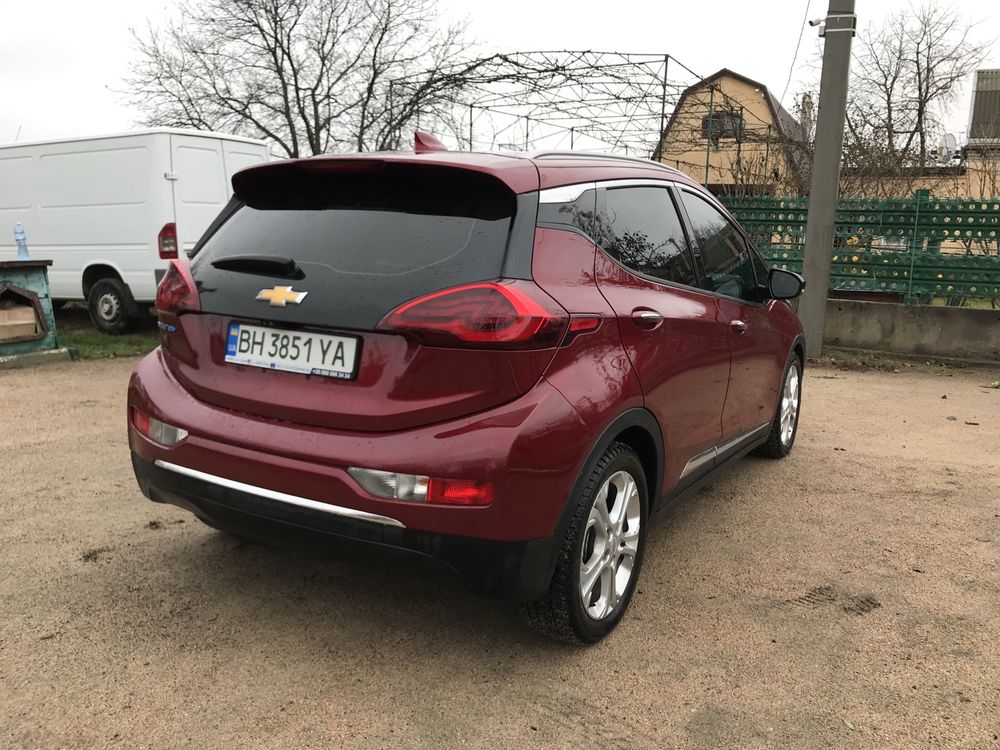 Chevrolet bolt продам обменв отличном состоянии