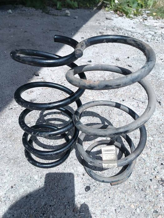 Передні пружини Dodge Dart