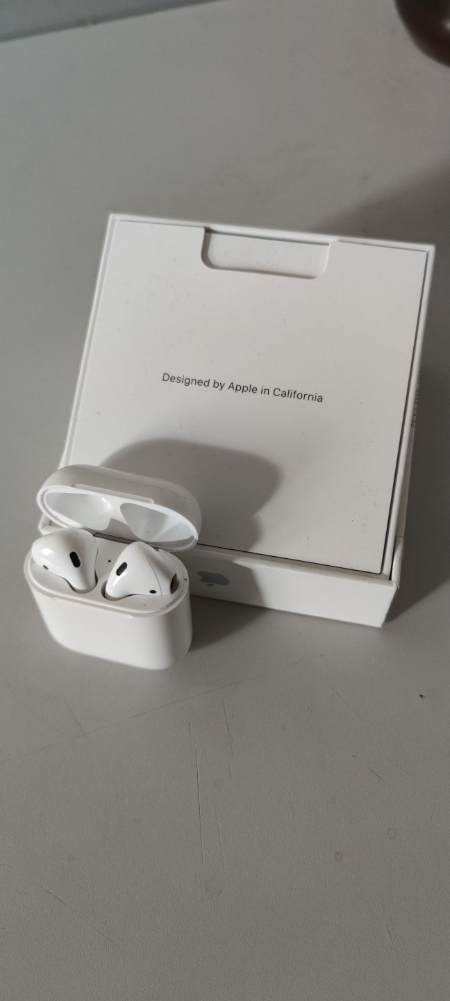 Słuchawki bezprzewodowe Apple AirPod 2 s MV7N2ZM/A