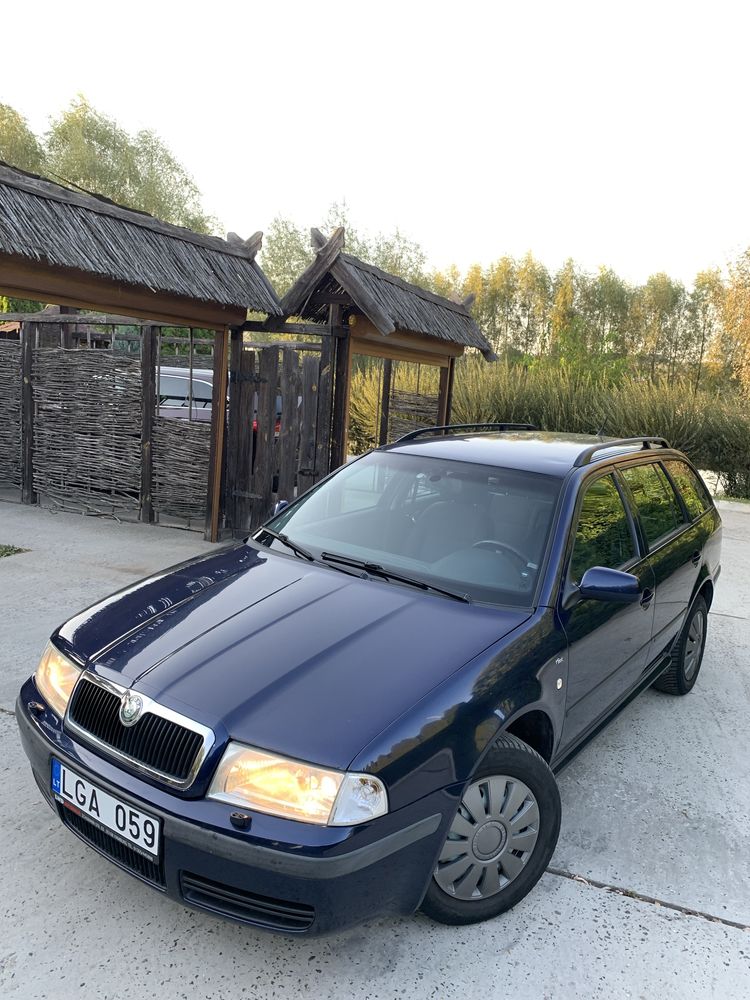 Skoda Octavia Tour 1.9TDI Дизель Универсал ЕВРОБЛЯХА