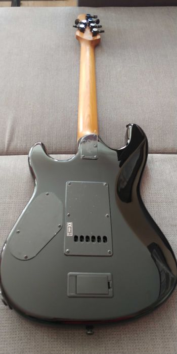Gitara elektryczna Sterling By Music Man Sabre Cobra Burst