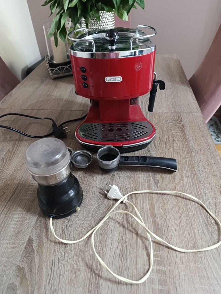 Ekspres do kawy DeLonghi