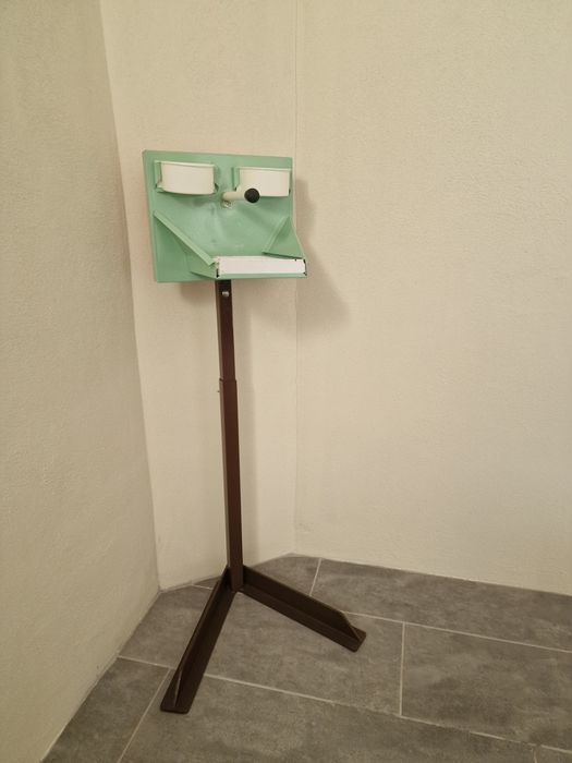 Poleiro para ave