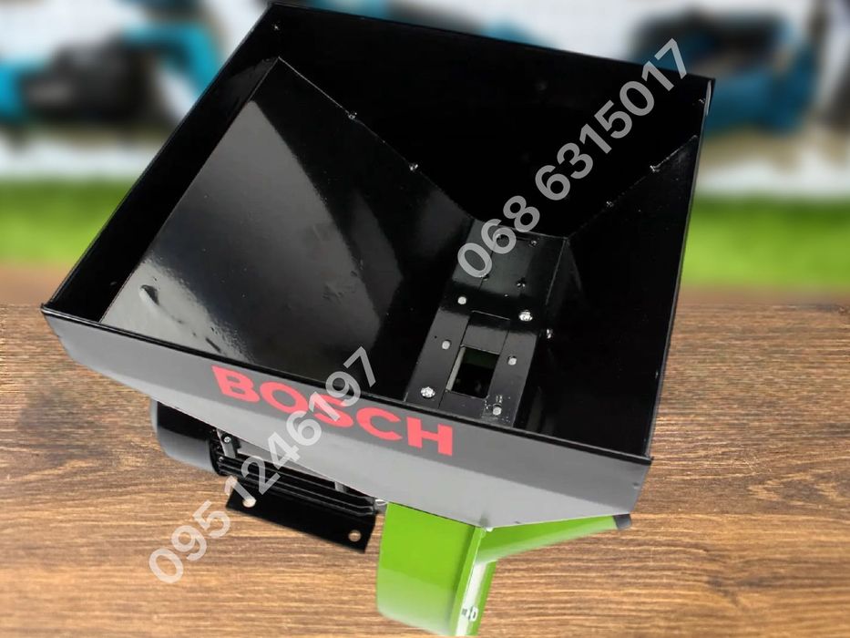 Зернодробилка Bosch BFS 4200 Дробилка зерна + кукурузные кочаны
