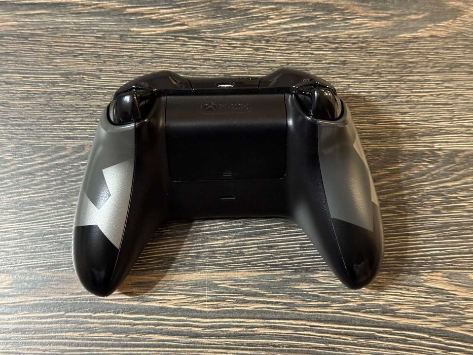 Kontroler Xbox One Special Edition Covert Forces + adapter bezprz.