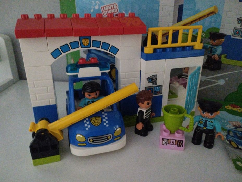 Lego Duplo 10902 posterunek policji+10967