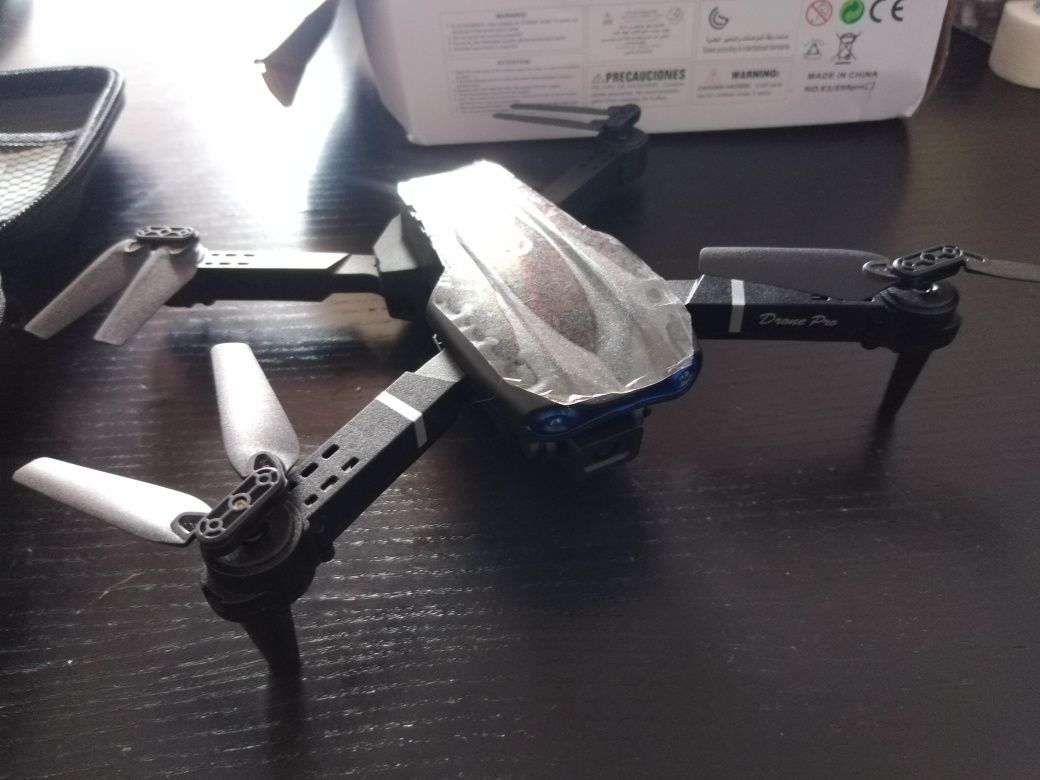 Promoção€€ DRONE E99 PRO novo