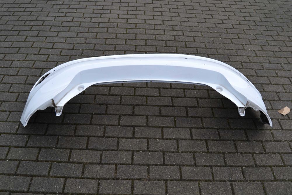 Ford Fiesta Mk8 zderzak tył tylny tyl fiesta mk8