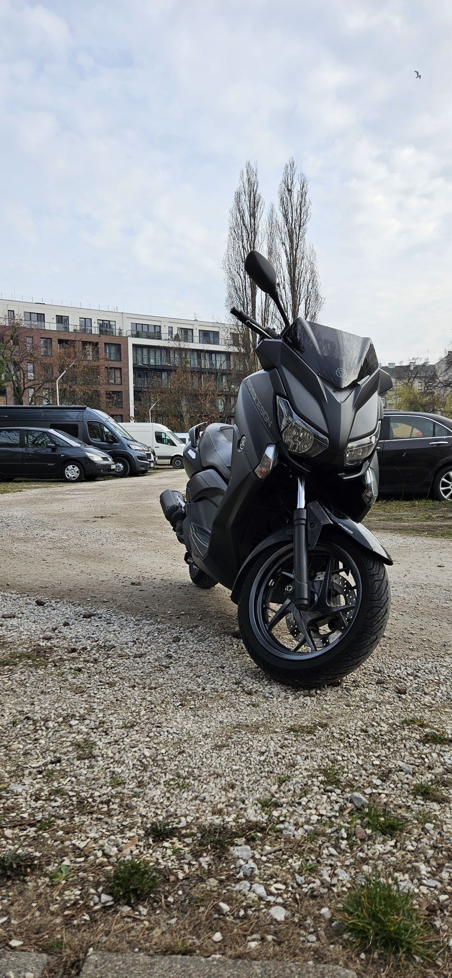 Yamaha Xmax 125Momo design