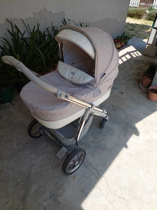 Carrinho de bebê