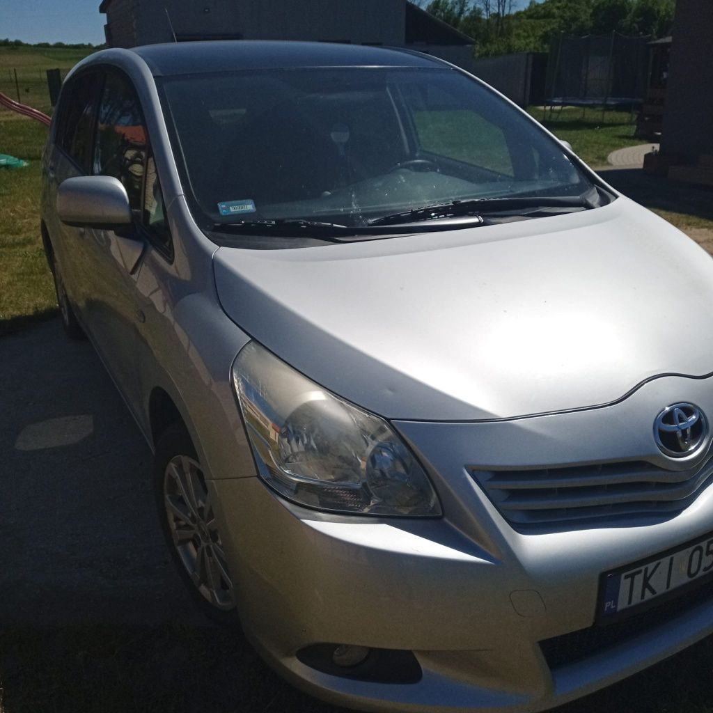 Toyota Verso 2011 rok diesel D-4D