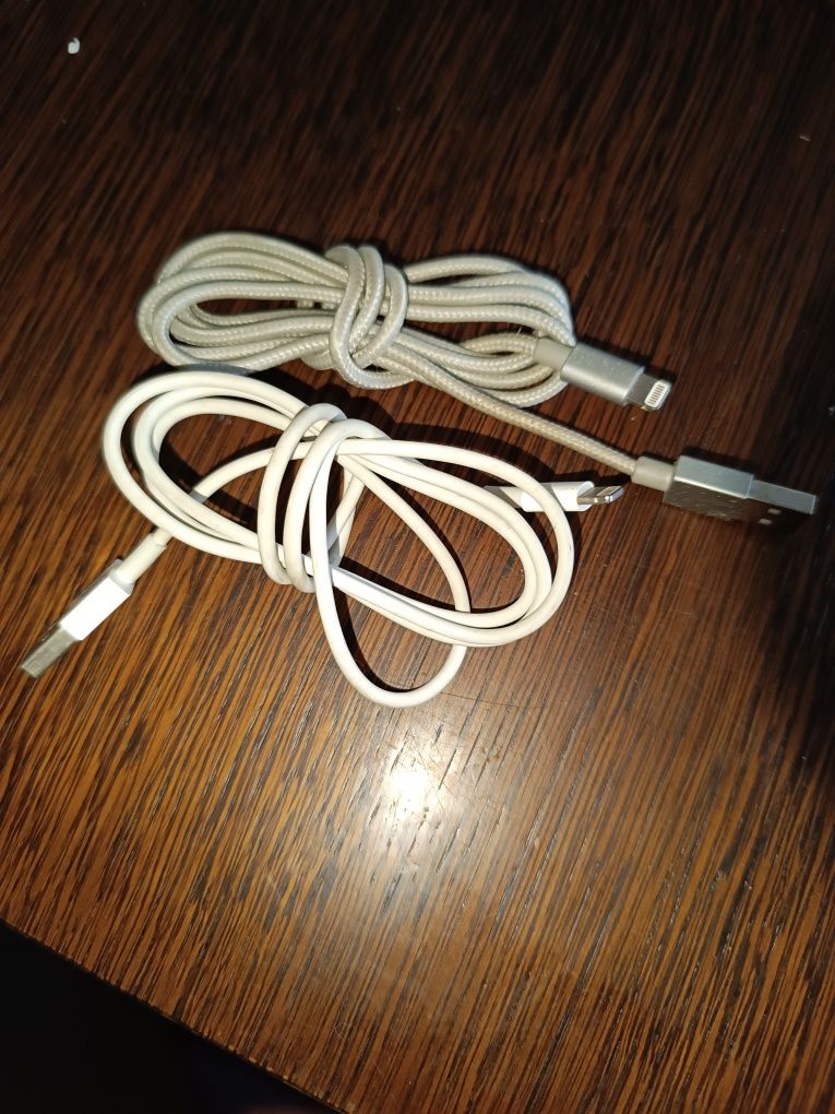 Kable do iPhona używane