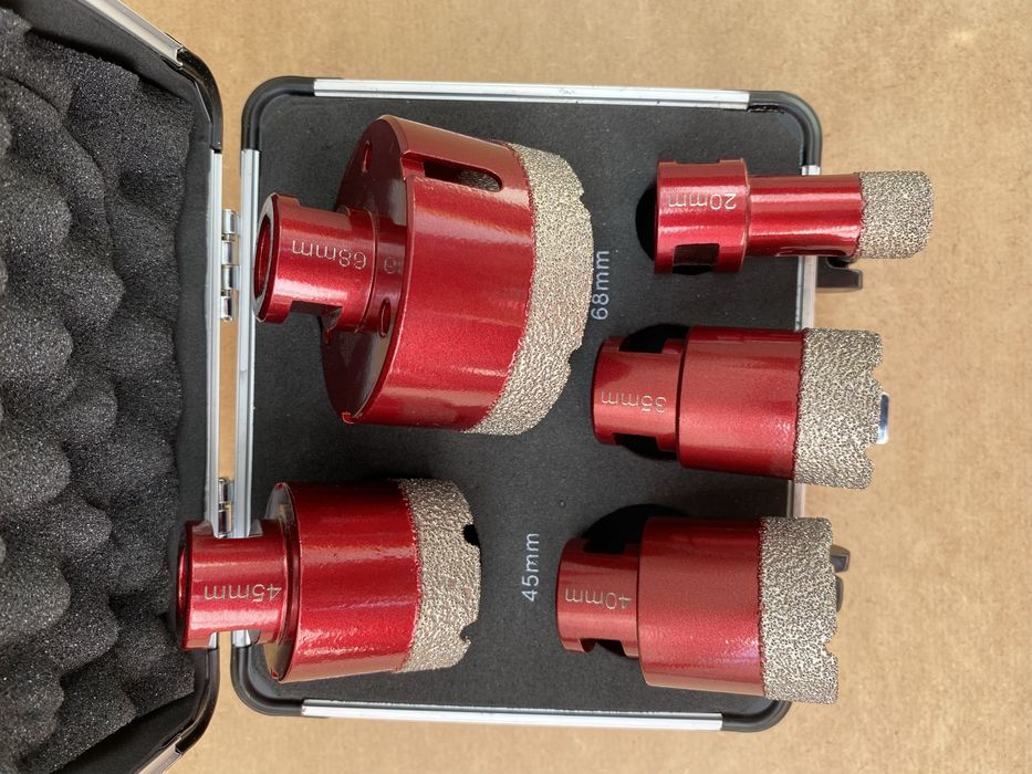 Алмазні коронки по плитки