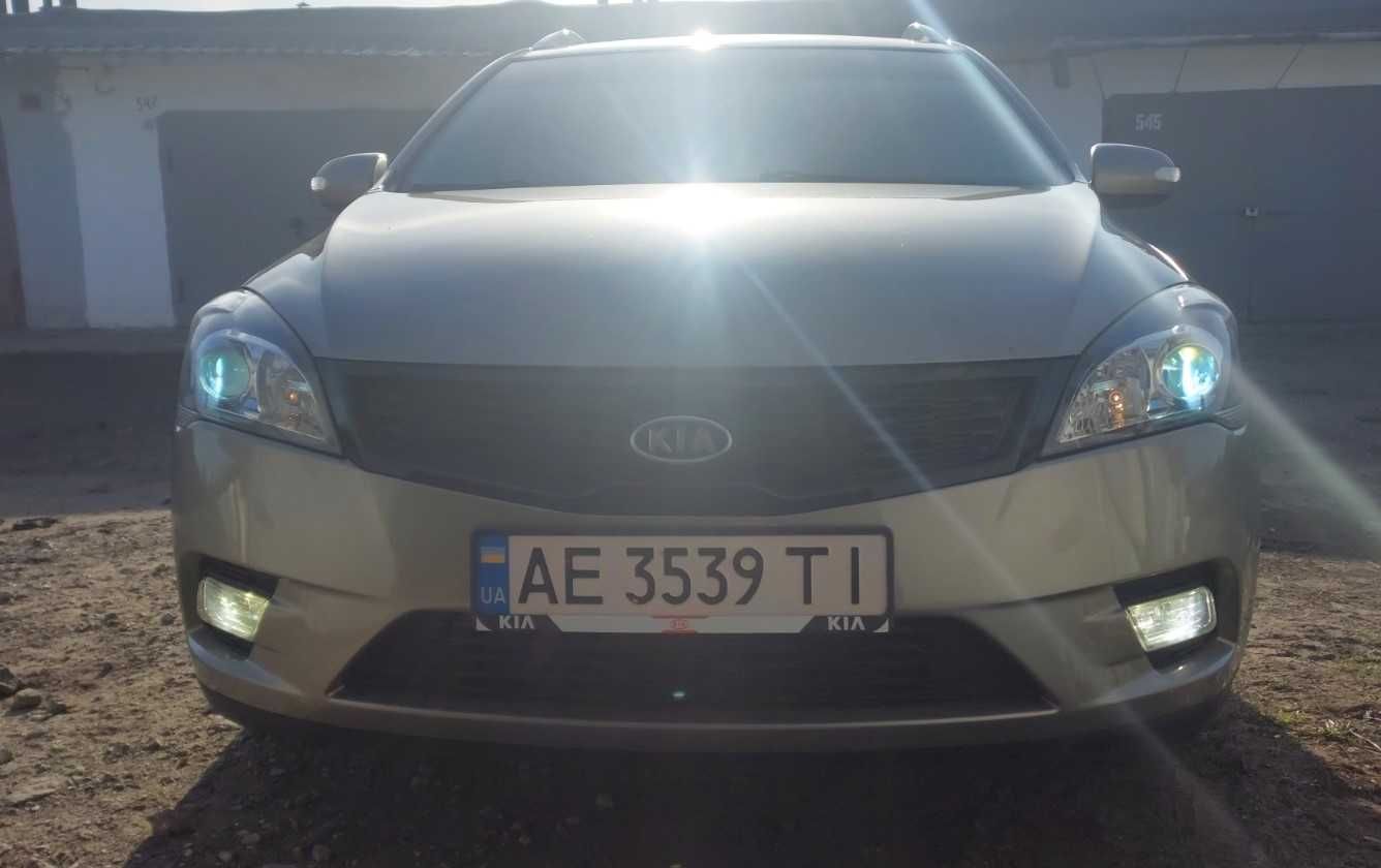 KIA CEED 2011 1.6 Дизель