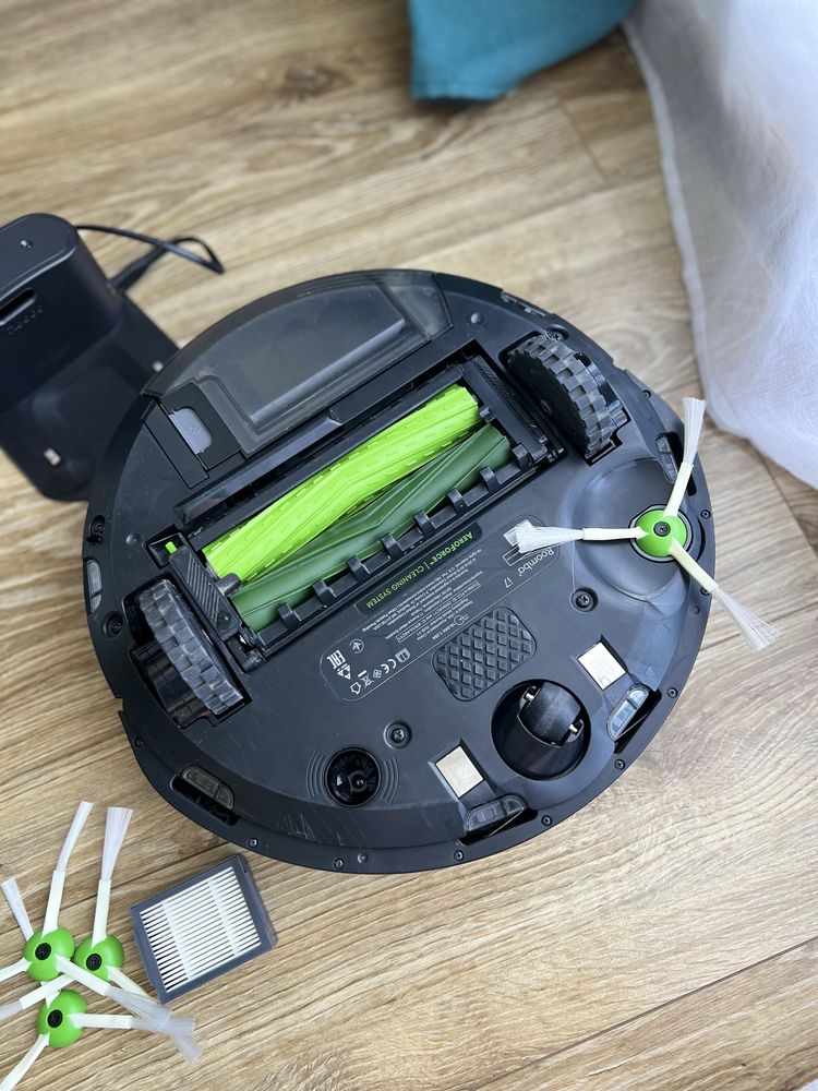 Robot sprzątający iRobot Roomba i7 Odkużac