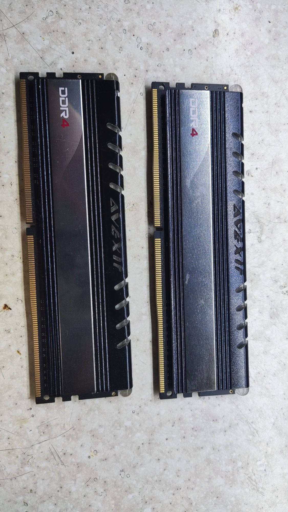 Ddr4-2400  8gb 2x4
