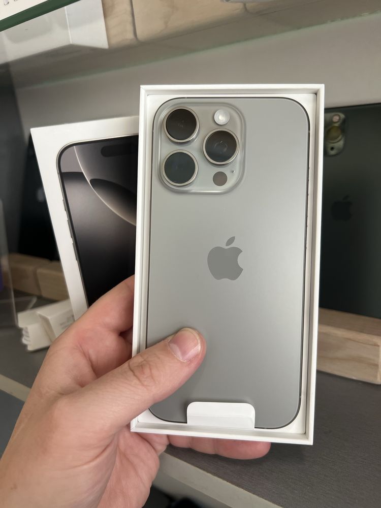  iPhone 16 Pro 256gb Natural Titanium Neverlock Open box новий